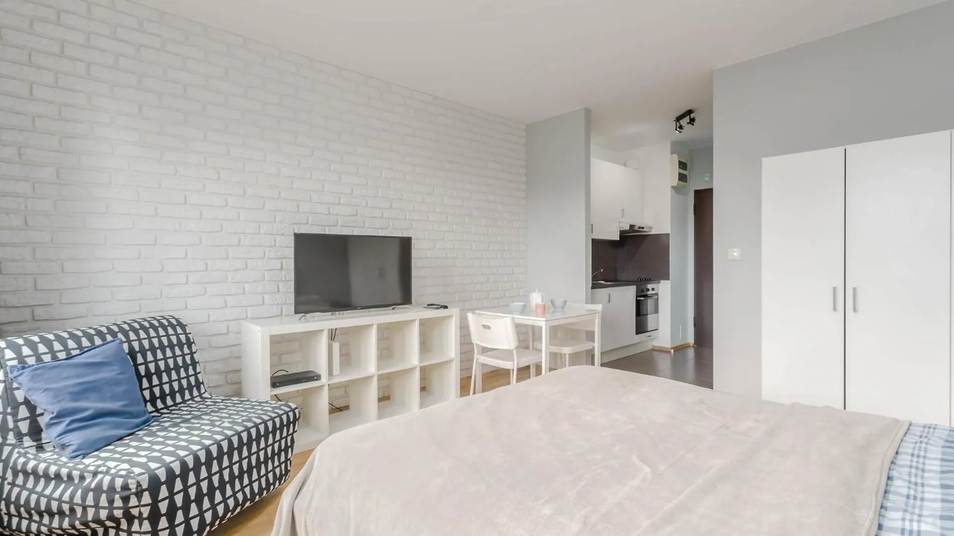 Chill Apartments Studio Warsaw Poland
